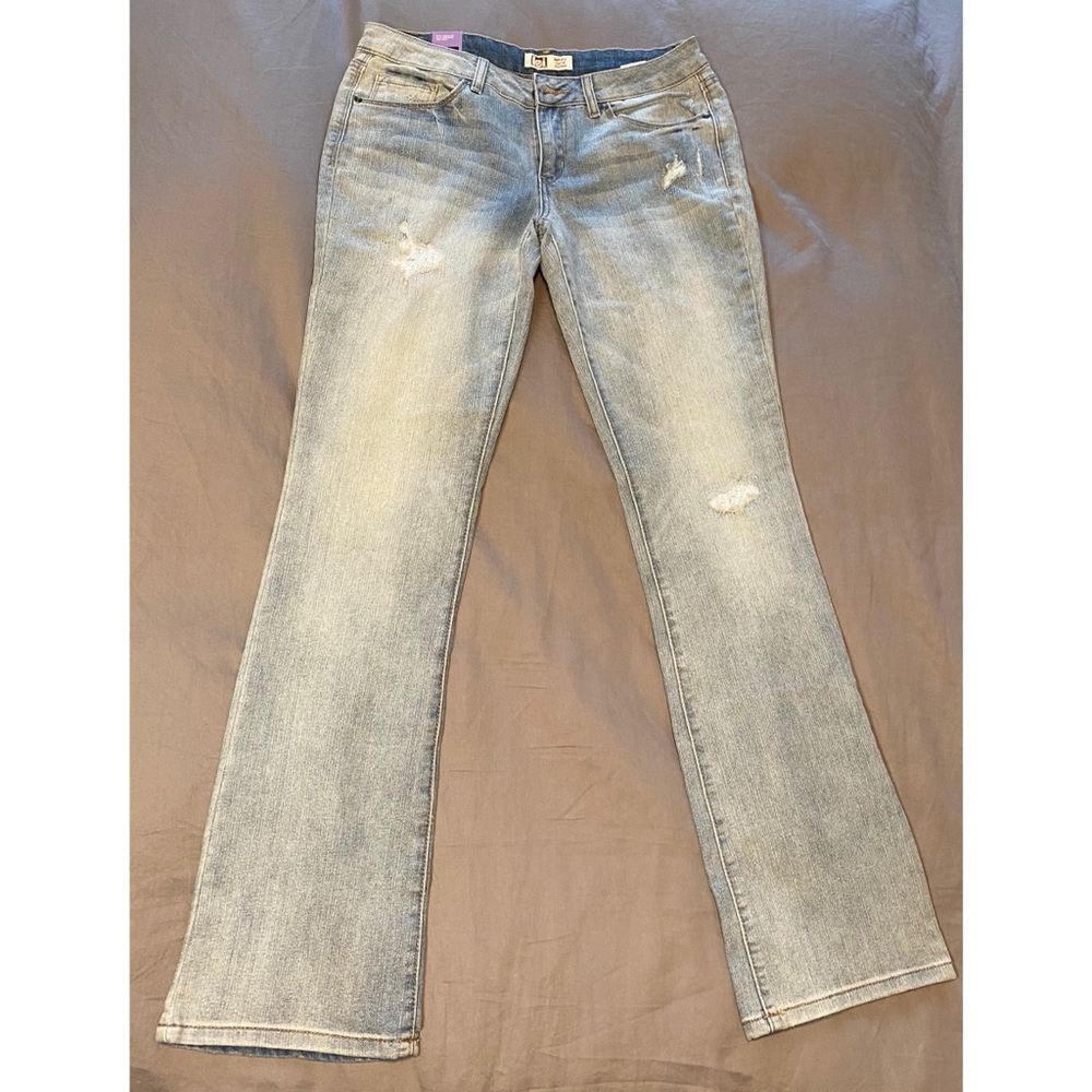 NWT L.e.i. Slim boot cut jeans